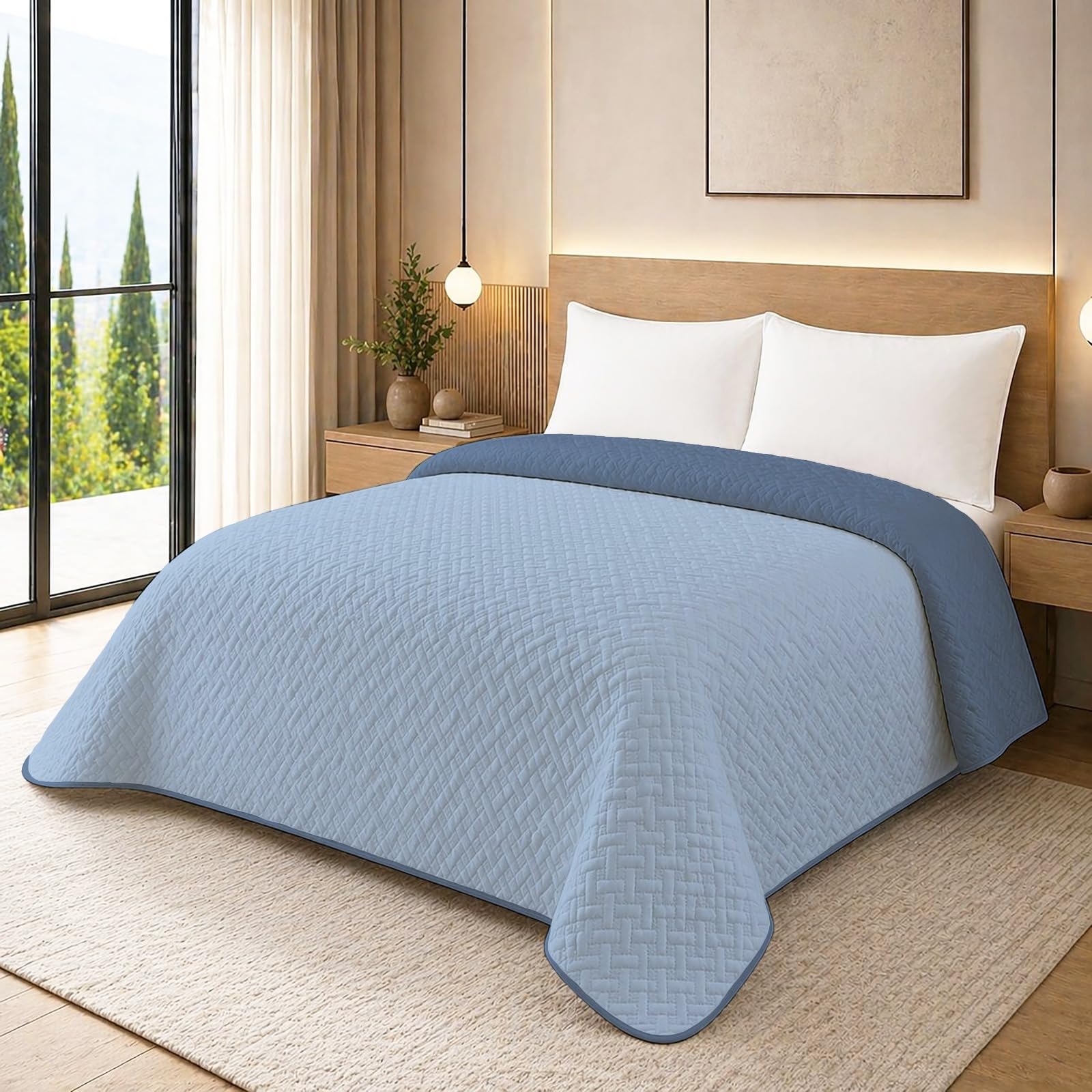 Trapunta Primaverile con Trama Lavorata dal Design Classico, Trapuntino Ideale per la Mezza Stagione, Copriletto Leggero